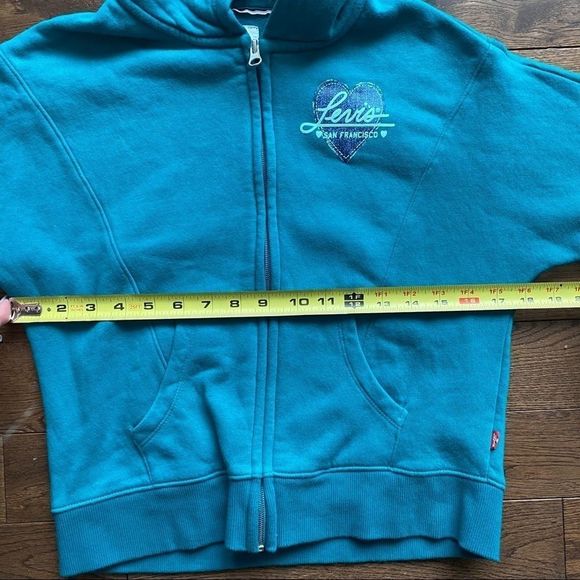 NEW Levi’s Hoodie - Picture 9 of 9